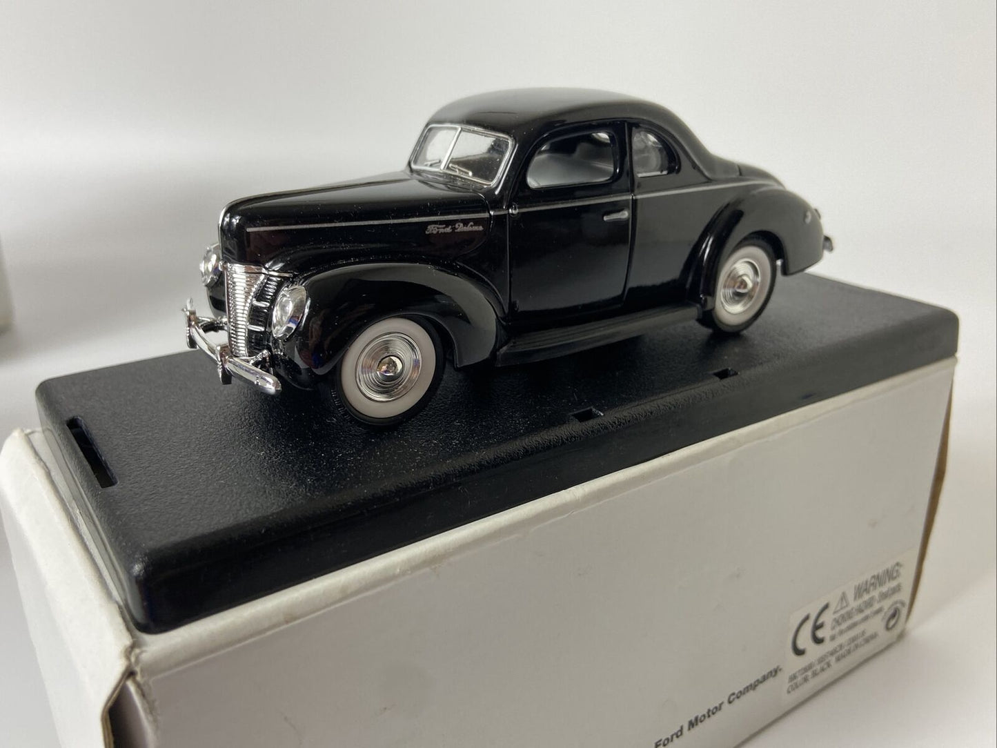 NATIONAL MOTOR MUSEUM COLLECTION OF 3 EARLY FORD CARS 1/32 SCALE - BOXED