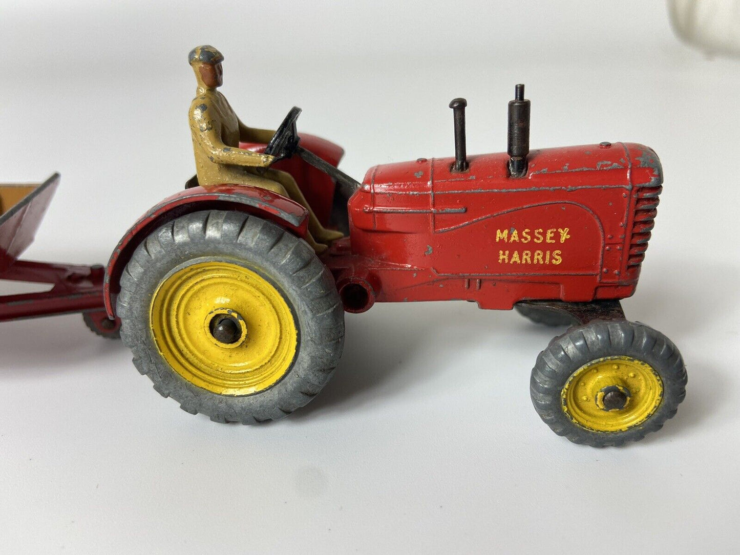 DINKY 300 TRACTOR & 320 HALESOWEN FARM TRAILER