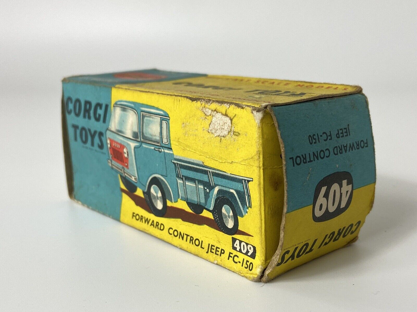 CORGI 409 FORWARD JEEP FC150 WITH BOX