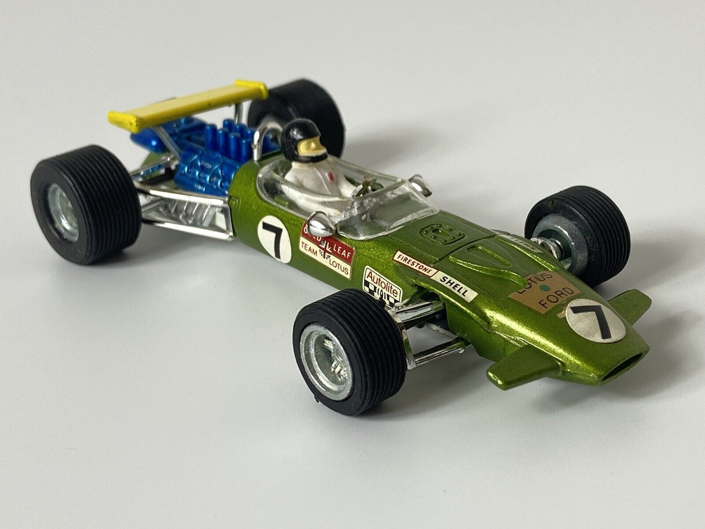 DINKY TOYS 225 LOTUS F1 RACING CAR IN BUBBLE BOX