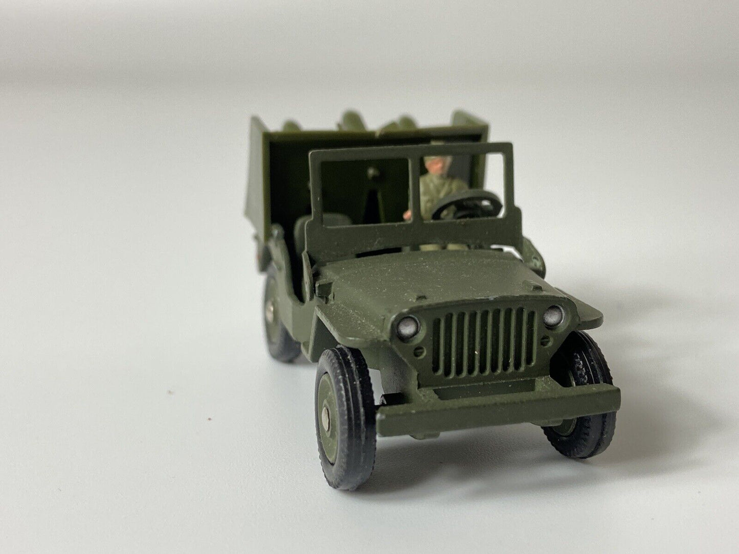 DINKY 828 JEEP ROCKET CARRIER SS10 IN ORIGINAL BOX