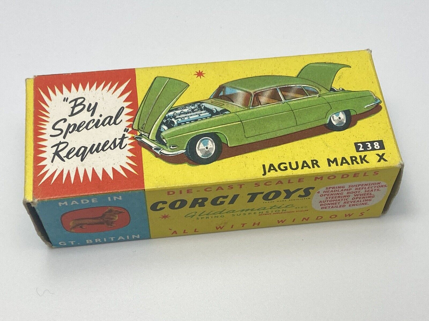 CORGI TOYS 238 MARK X JAGUAR WITH LUGGAGE AND ORIGINAL BOX