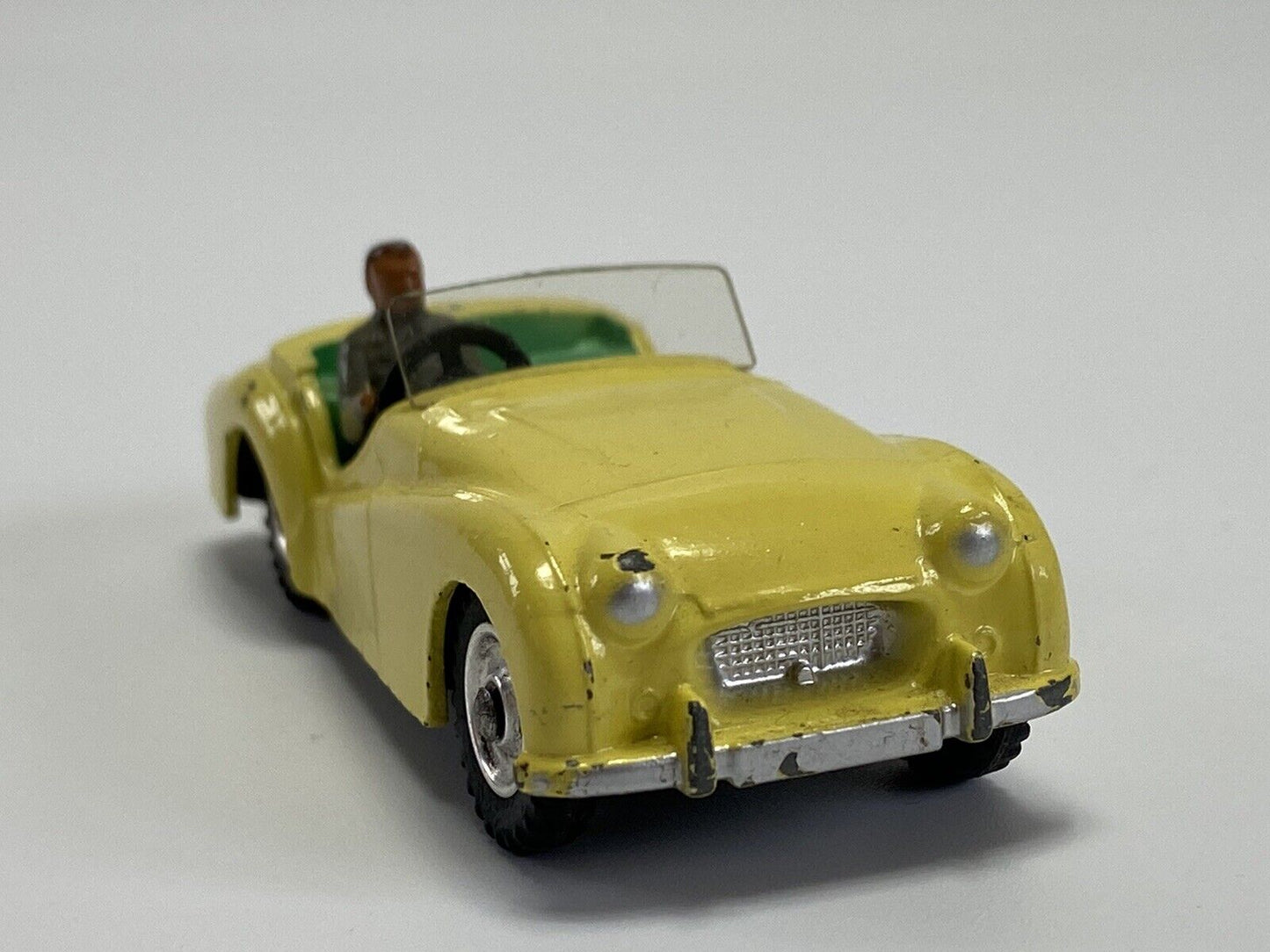 Dinky Toys 105 Triumph TR2 Sports Car Lemon Body With Box - RARE