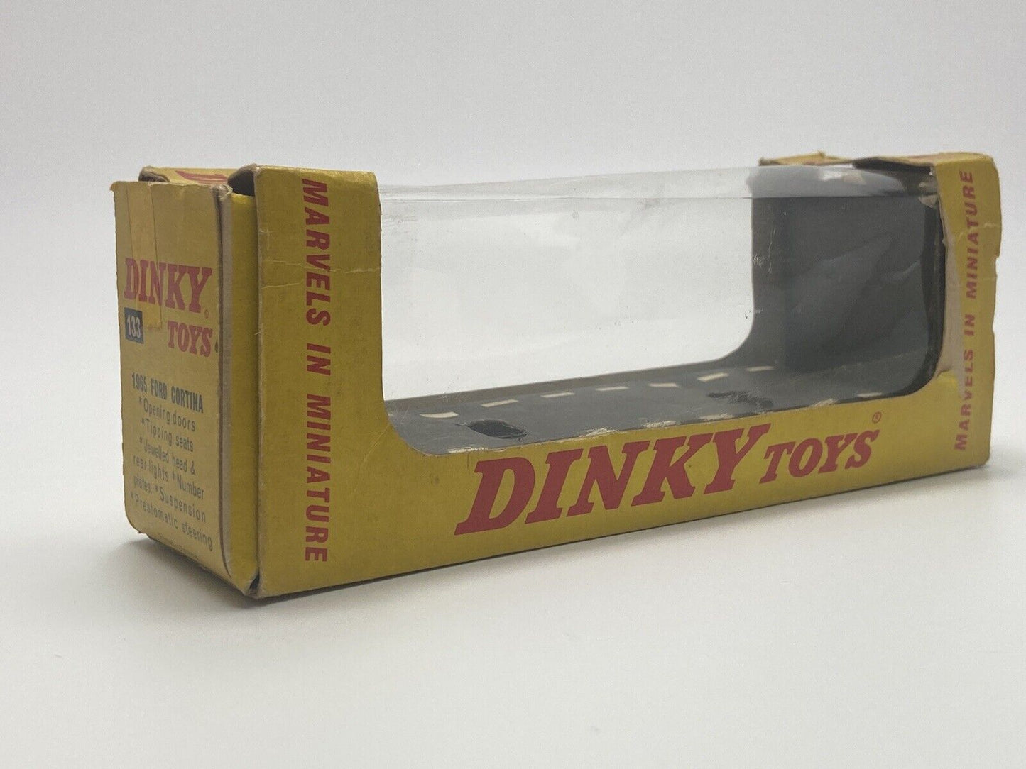 DINKY TOYS 133 FORD 1965 CORTINA WITH ORIGINAL BOX