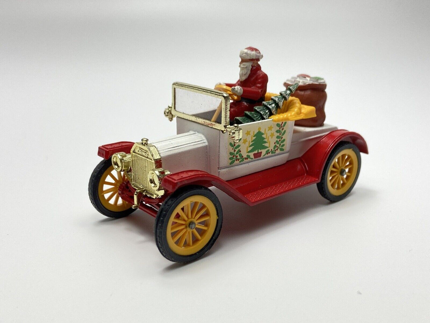 DINKY 485 SANTA CLAUS (MODEL T FORD) with ORIGINAL BOX