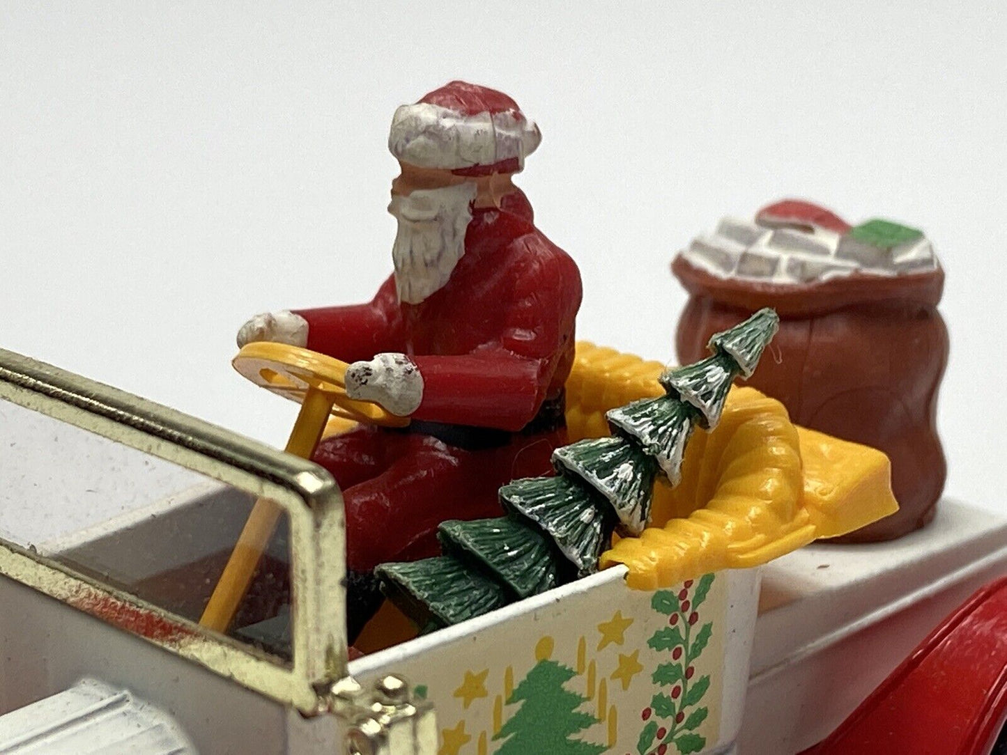 DINKY 485 SANTA CLAUS (MODEL T FORD) with ORIGINAL BOX