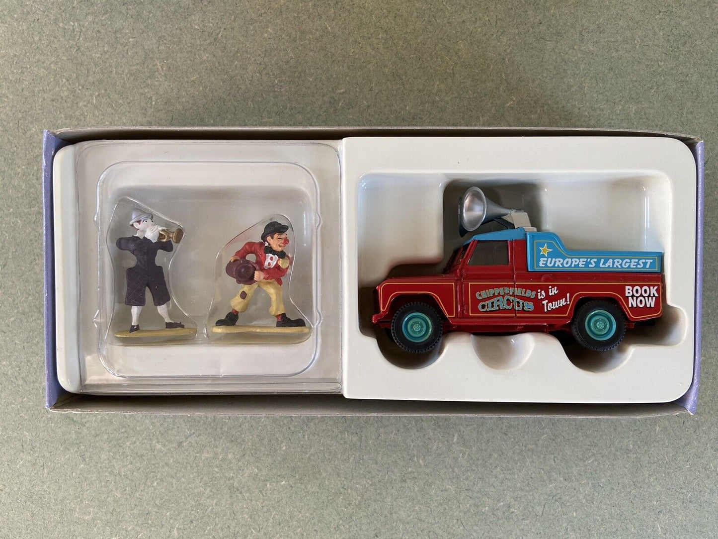 Corgi 07202 Land Rover & Clowns With Box - Mint