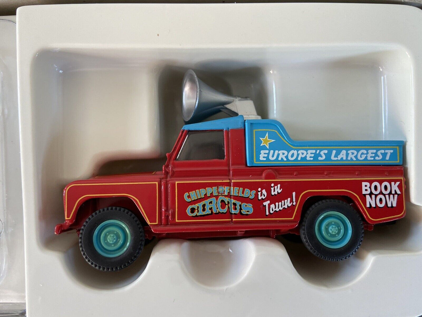 Corgi 07202 Land Rover & Clowns With Box - Mint