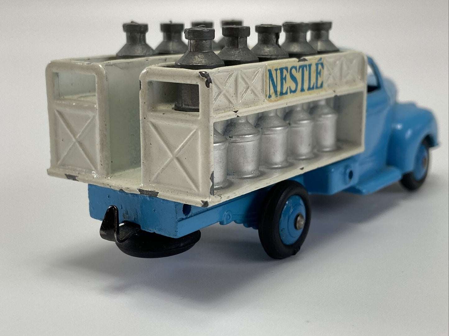 FRENCH DINKY 25 O CAMION LAITIER NESTLÉ IN ORIGINAL BOX