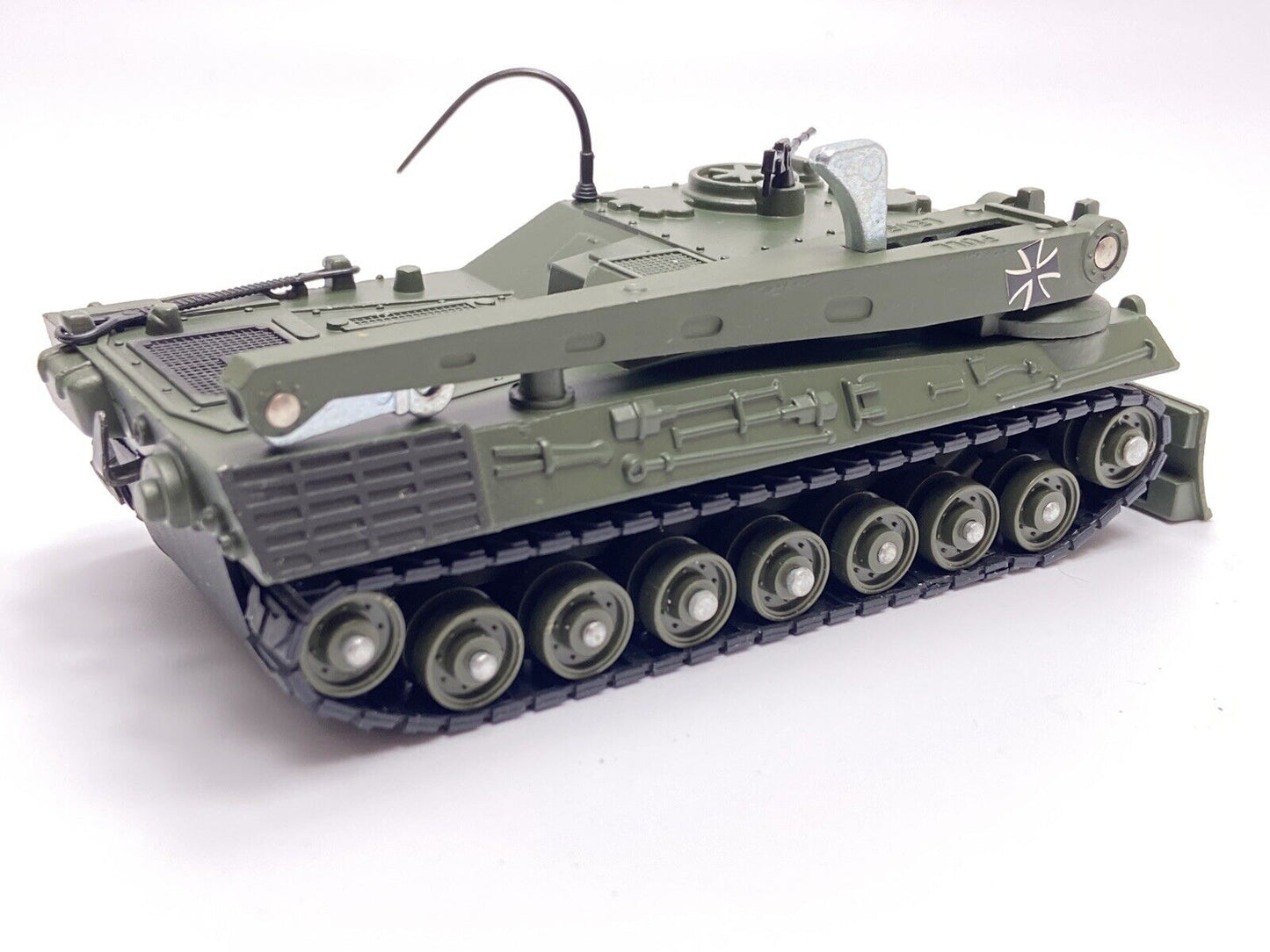 DINKY 699 LEOPARD RECOVERY TANK - MINT IN FAIR BUBBLE PACK