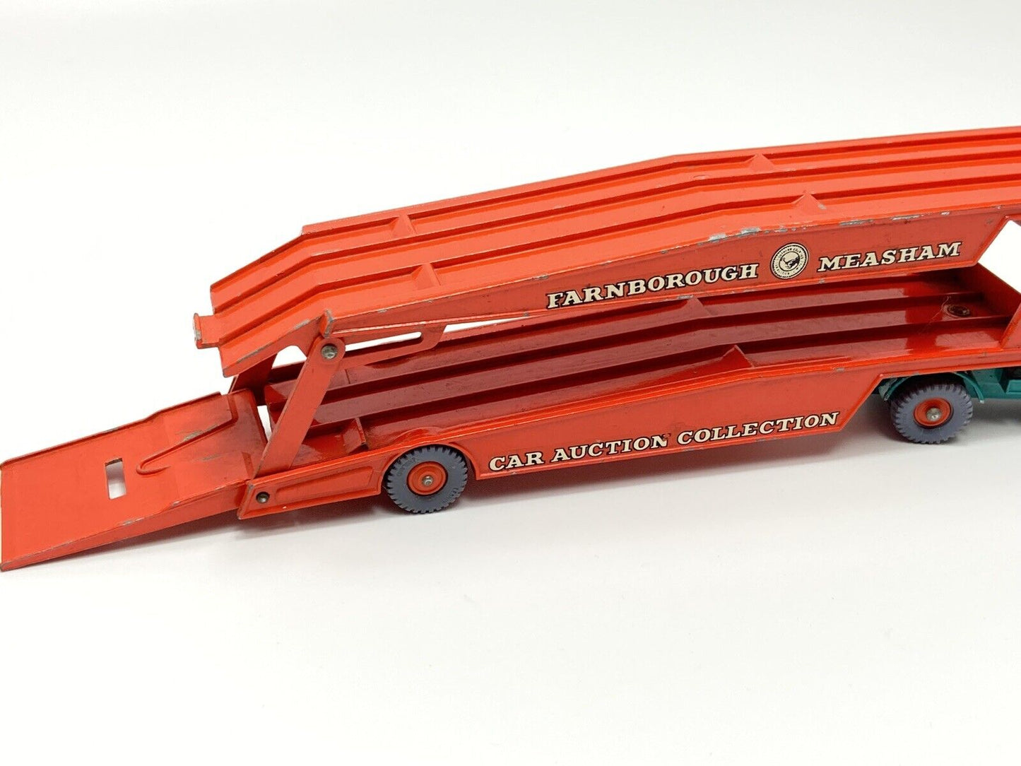 MATCHBOX MAJOR PACK M8 CAR TRANSPORTER WITH ORIGINAL IN BOX