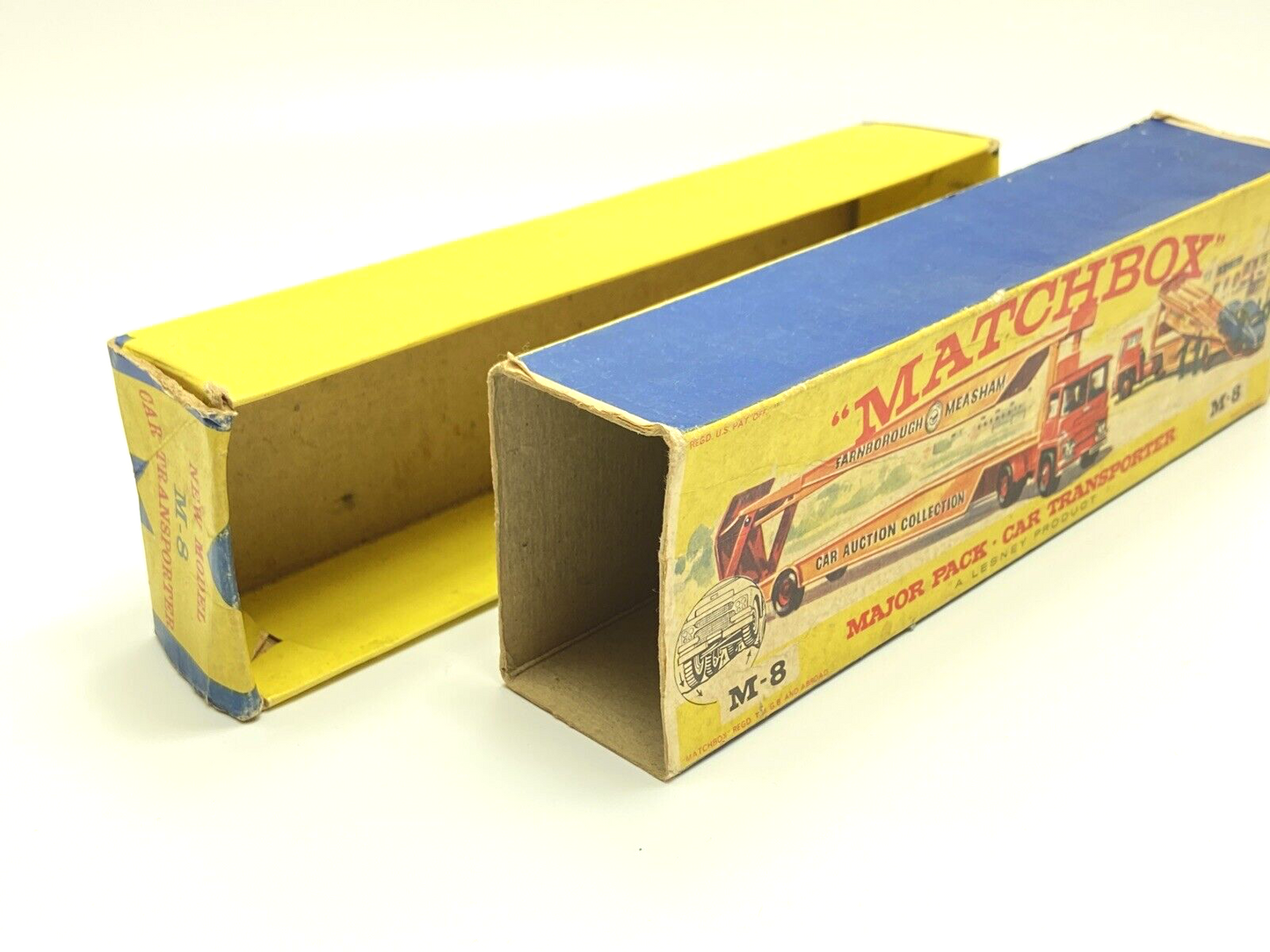 MATCHBOX MAJOR PACK M8 CAR TRANSPORTER WITH ORIGINAL IN BOX