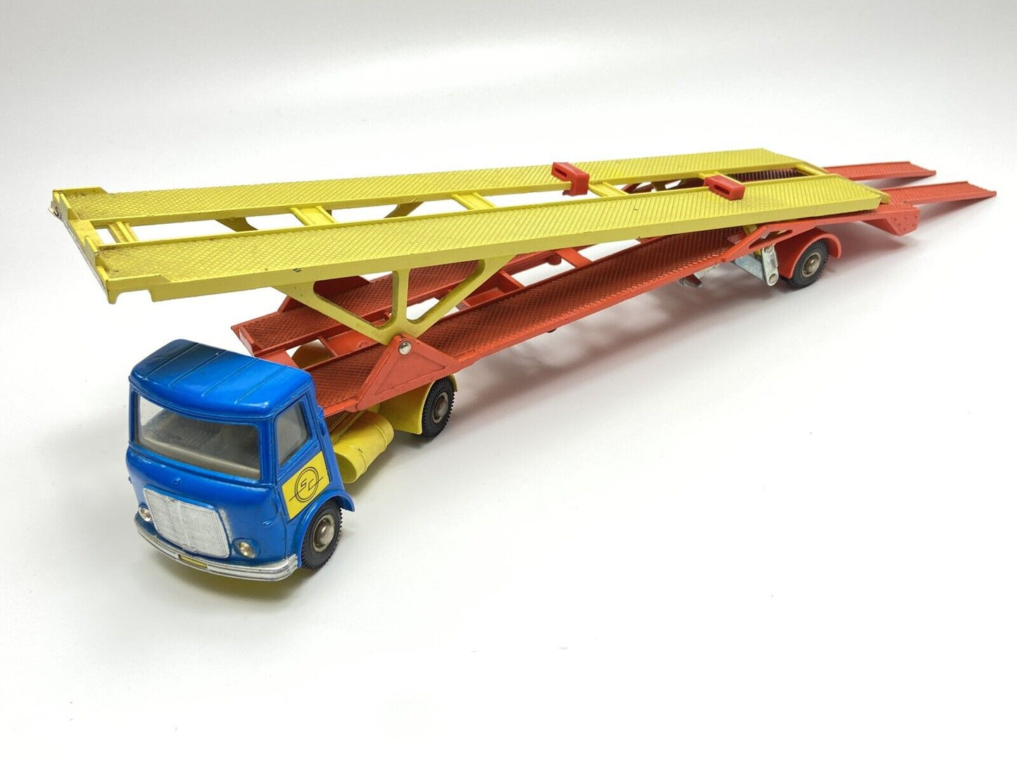 DINKY 974 AEC HOYNOR CAR TRANSPORTER WITH BOX/INNER CARDBOARD SECTION