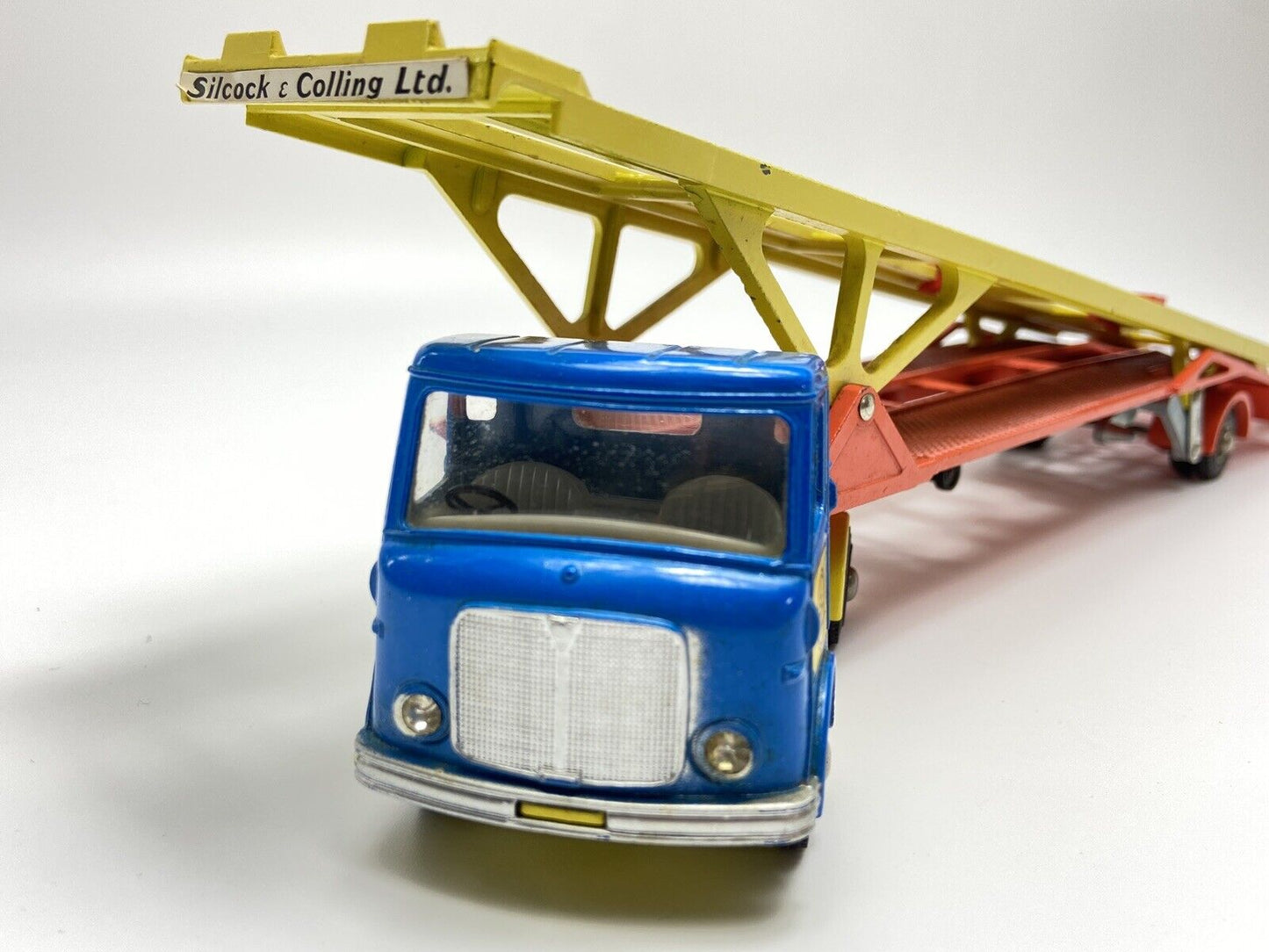 DINKY 974 AEC HOYNOR CAR TRANSPORTER WITH BOX/INNER CARDBOARD SECTION