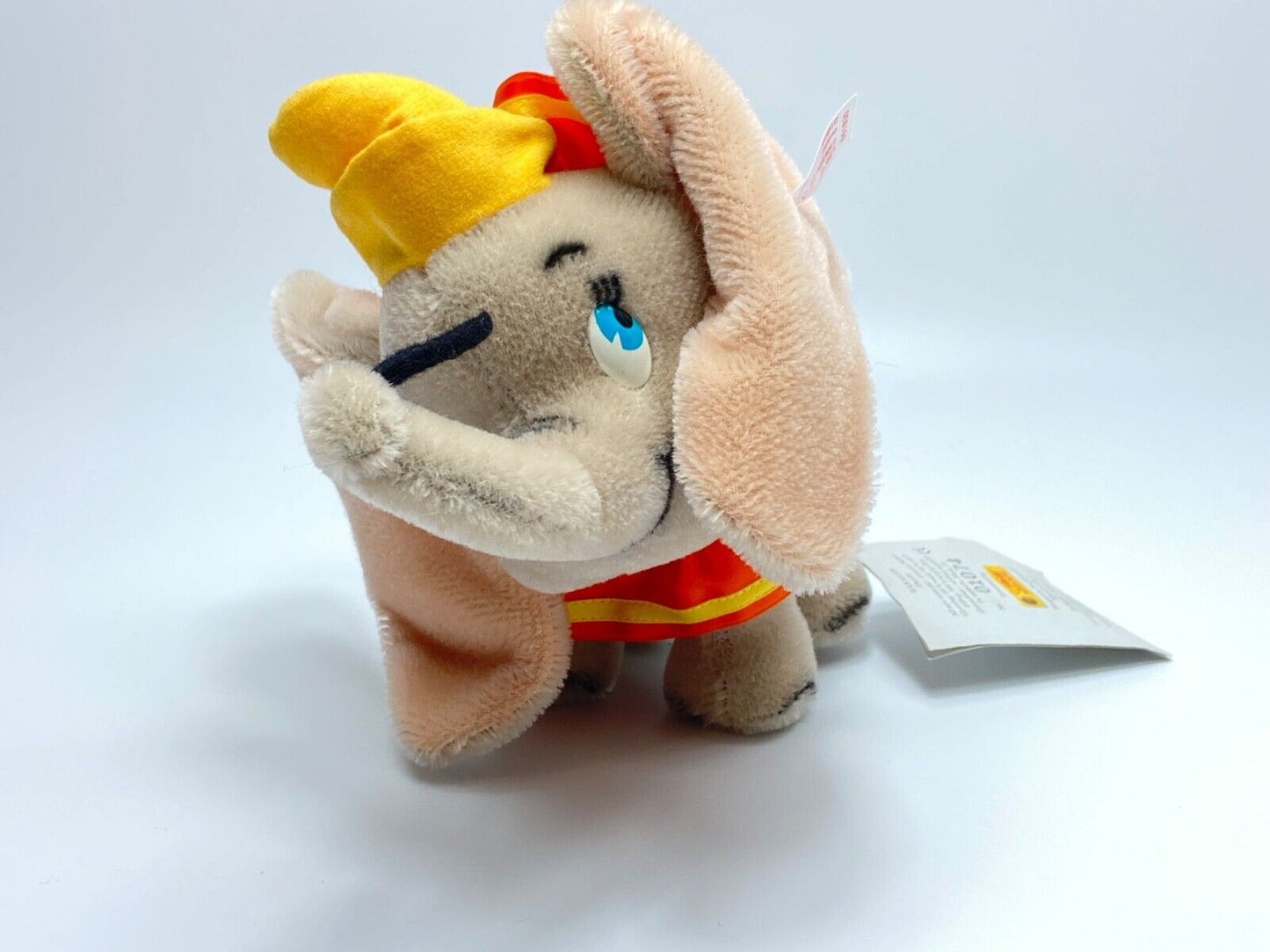 STEIFF 651830 DISNEY SHOWCASE DUMBO - 2001 WITH DISPLAY BOX