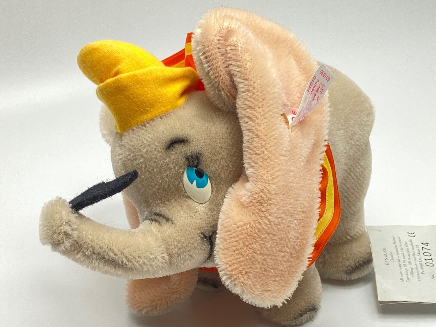 STEIFF 651830 DISNEY SHOWCASE DUMBO - 2001 WITH DISPLAY BOX