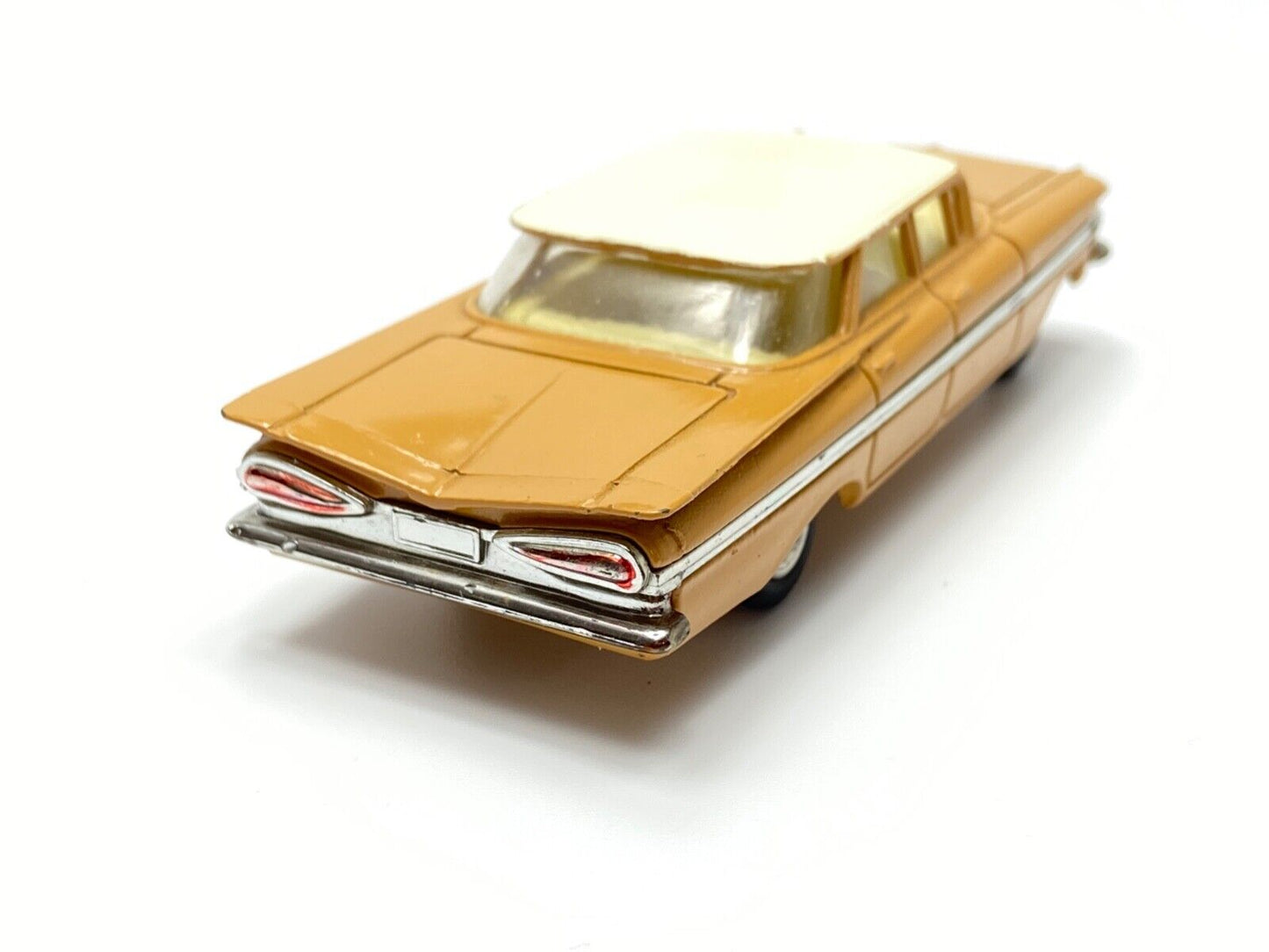 CORGI 248 CHEVROLET IMPALA - TAN BODY, LIGHT CREAM ROOF WITH ORIGINAL BOX