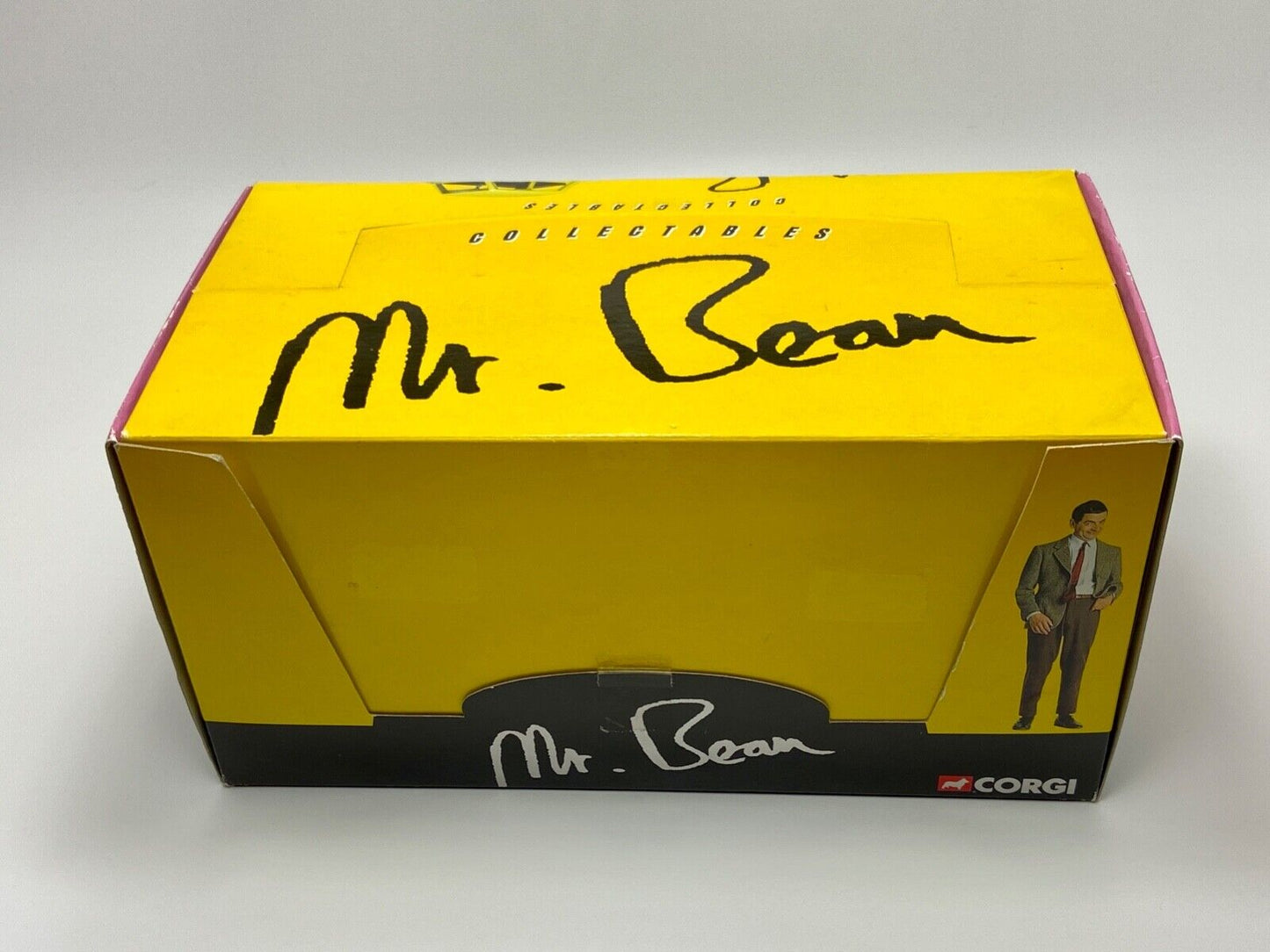 CORGI 61211 MR BEAN COLLECTABLES SERIES RETAILERS COUNTER TRADE PACK OF 12