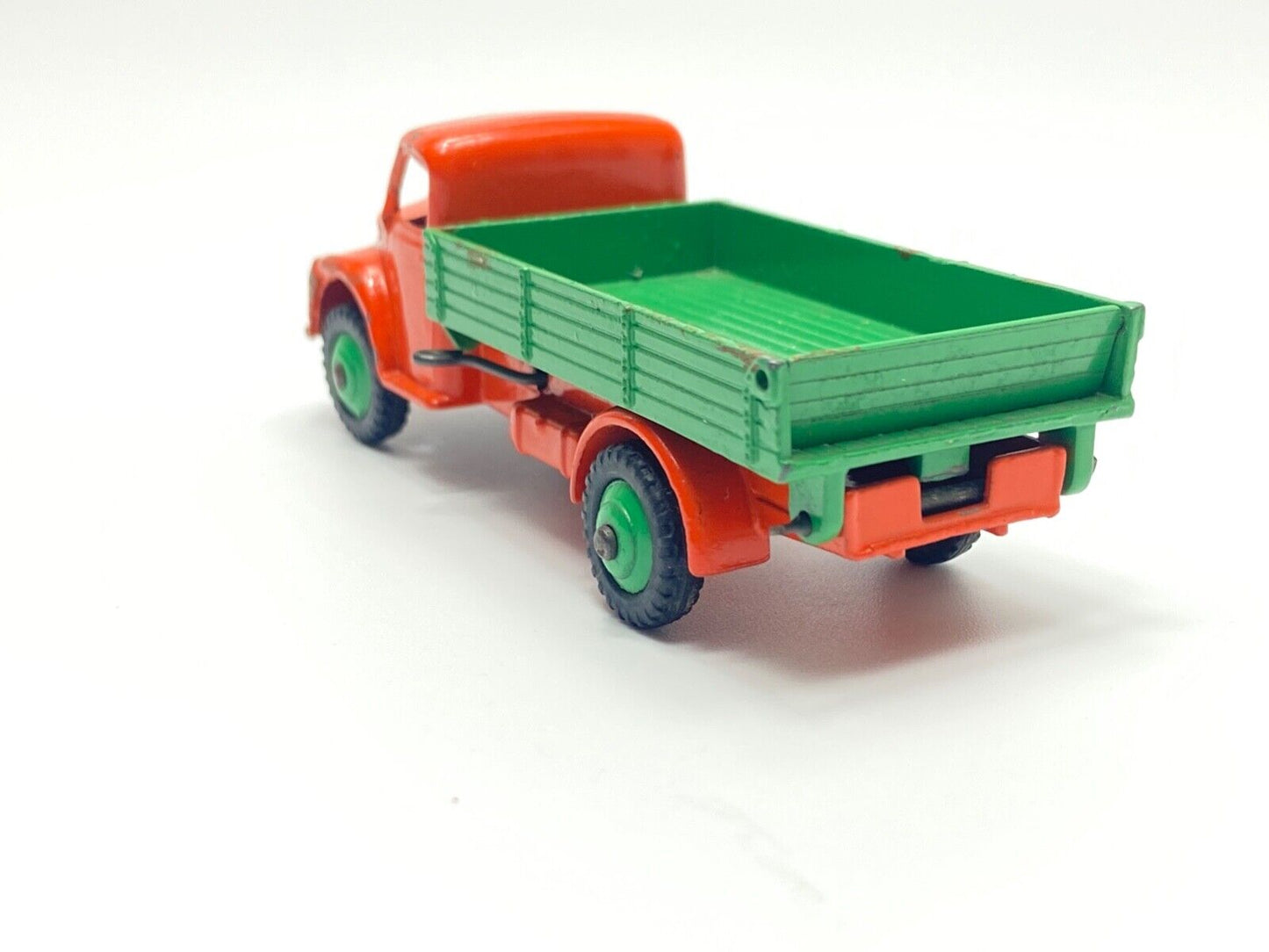DINKY TOYS 30M/414 DODGE DUMP TRUCK IN GOOD CONDITION