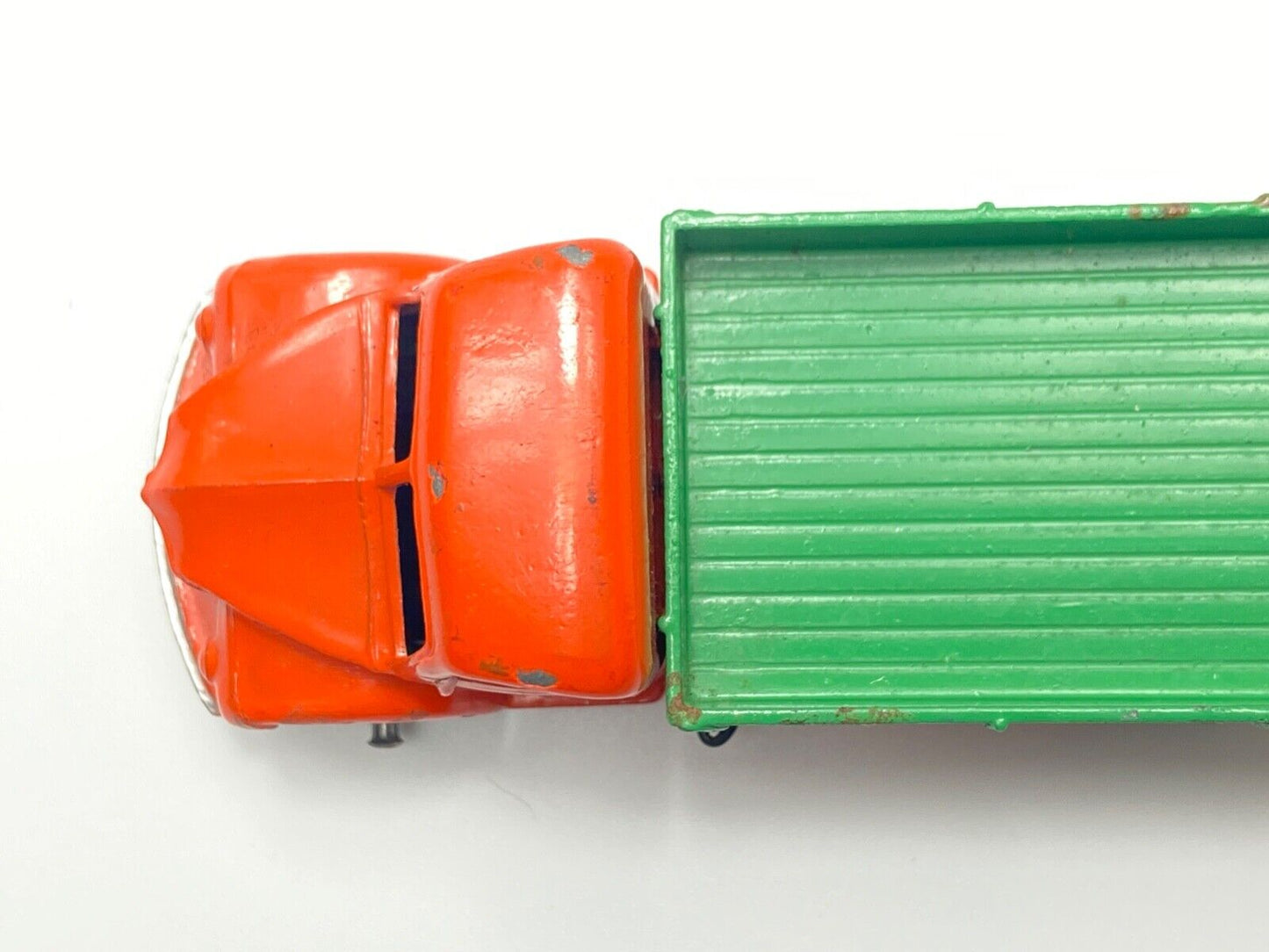 DINKY TOYS 30M/414 DODGE DUMP TRUCK IN GOOD CONDITION