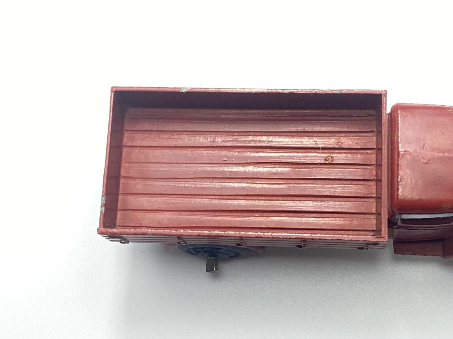 DINKY 22C MOTOR TRUCK RIDGED HUBS IN REDDISH BROWN