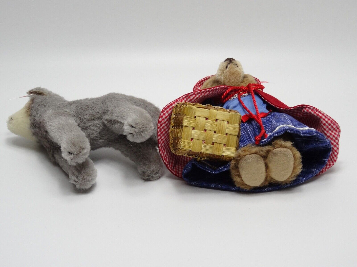 STEIFF 021350 ROTKÄPPCHEN UND WOLF MIT ZERTIFIKAT, BOX UND ETIKETT