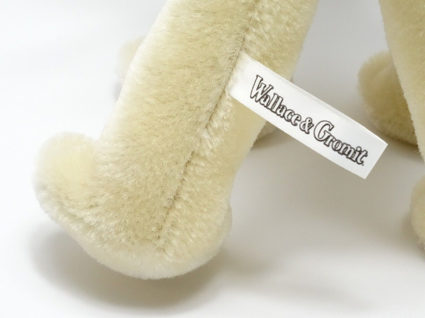 STEIFF GROMIT 23CM 663789 WHITE MOHAIR WITH TAG