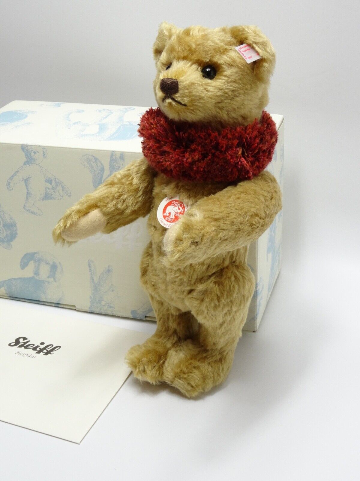 STEIFF YES / NO TEDDY BEAR, WHITE TAG LIMITED EDITION 656569