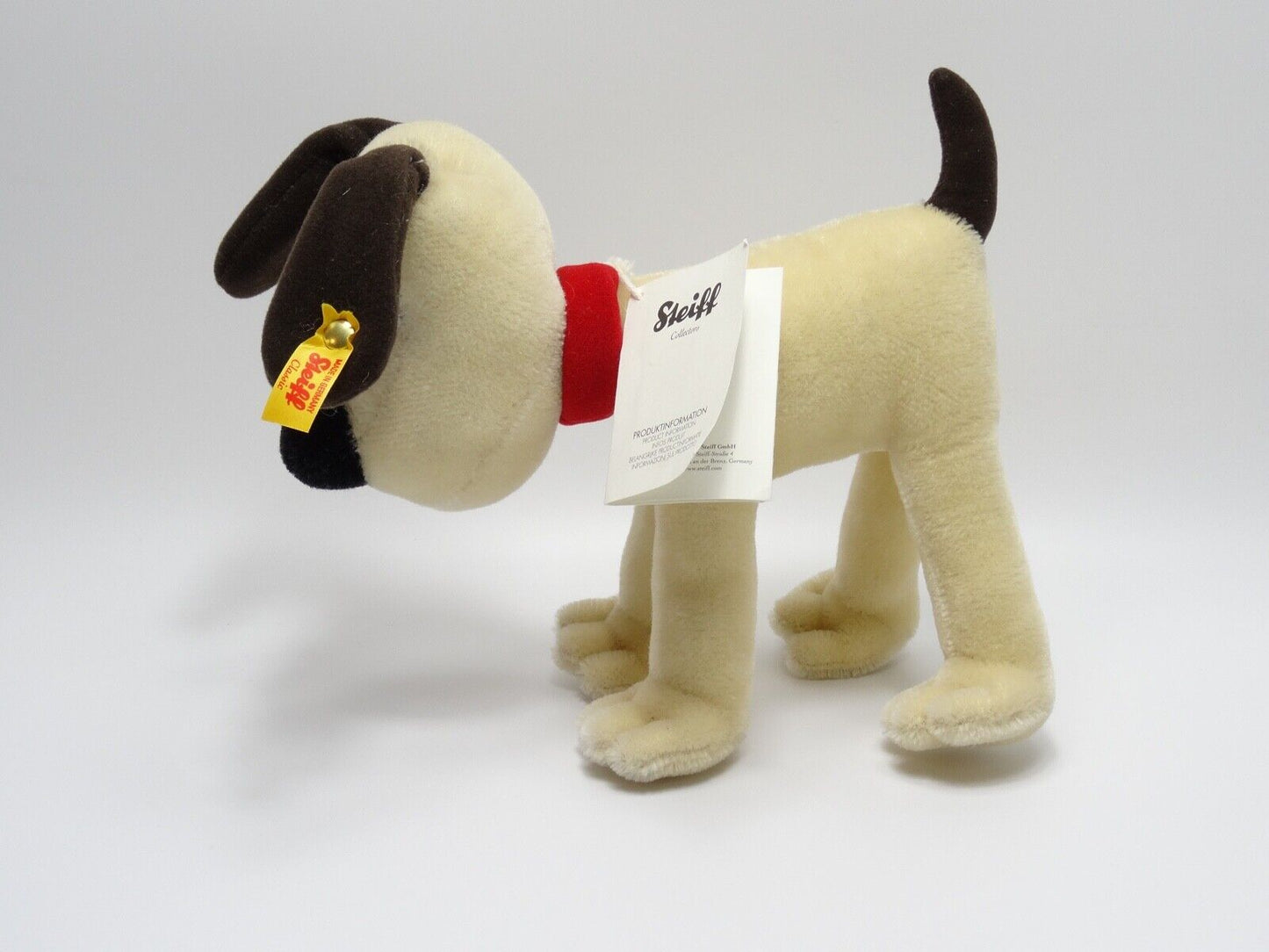 STEIFF GROMIT 23CM 663789 WHITE MOHAIR WITH TAG