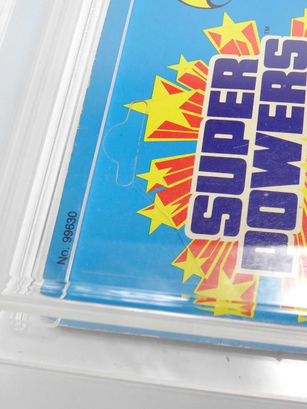 KENNER SUPER POWERS COLLECTION ROBIN FIGURE IN ACRYLIC CASE