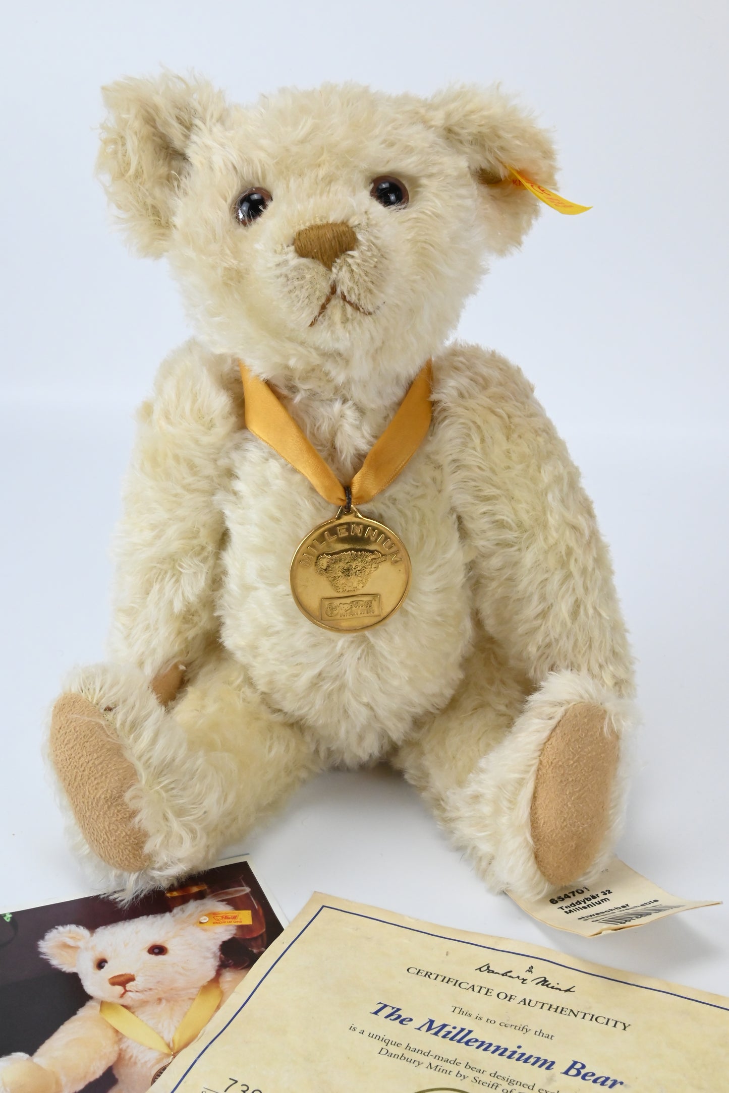 Steiff The Millennium Mohair Teddy Bear No. 654701 with Danbury Mint Medal