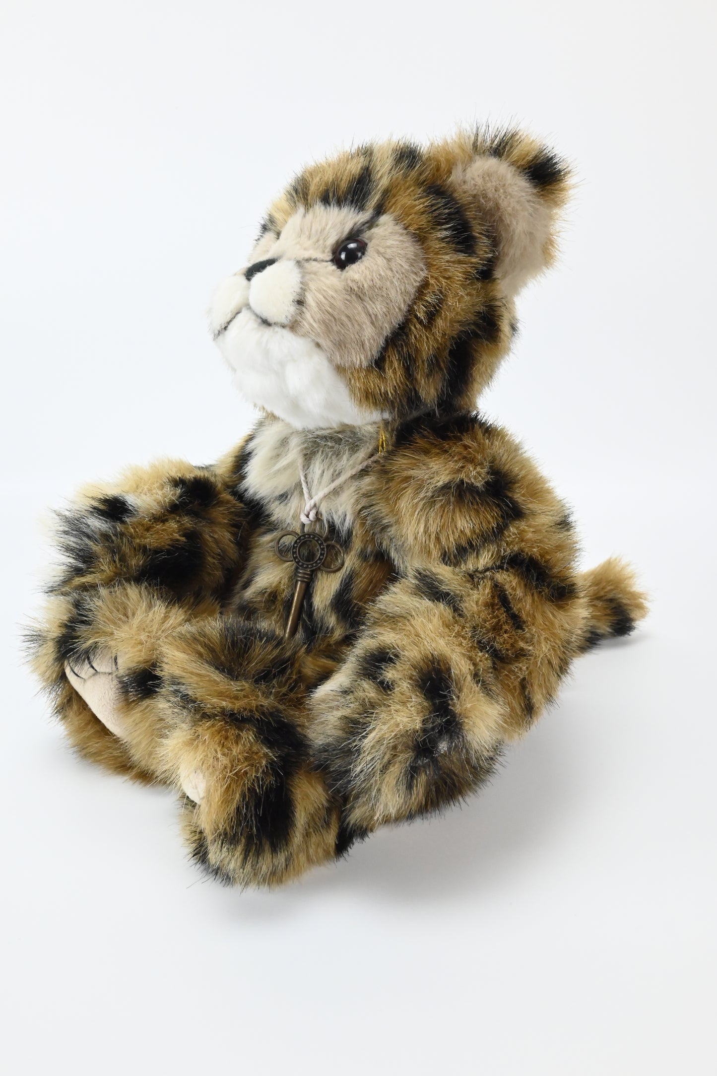 Charlie Bears Karla - CB195171 with tags