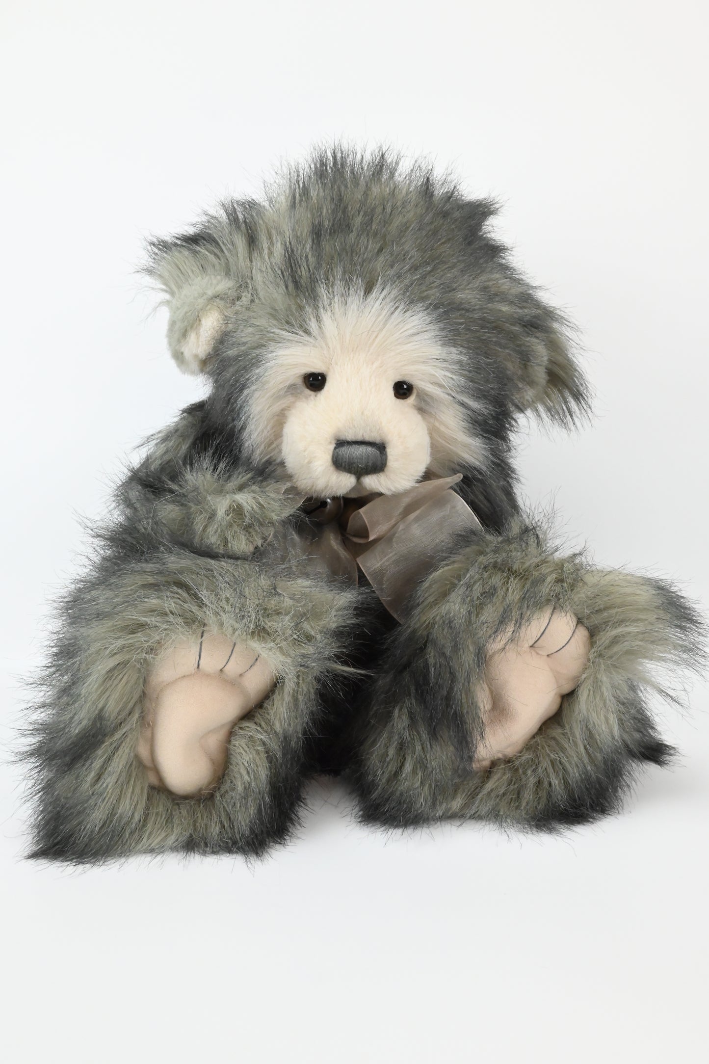 Charlie Bears Dorothy Teddy Bear - CB 604814