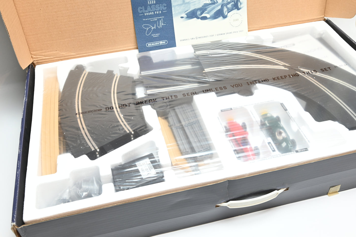 Scalextric C1159 „Classic Grand Prix“-Set – Neu und versiegelt (verblasst)