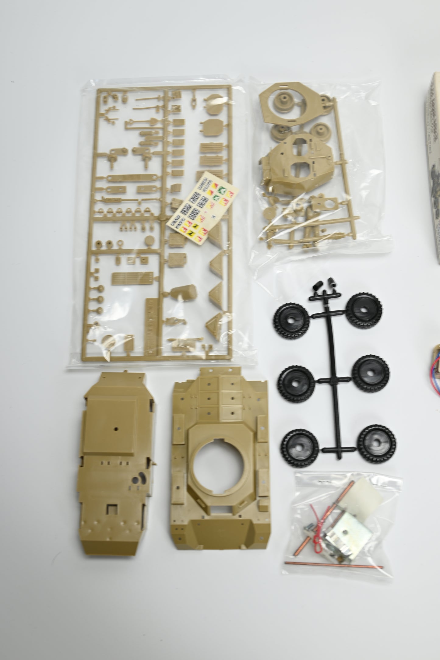 Tamiya 1/35 British Army Saladin Mk II Armoured Car