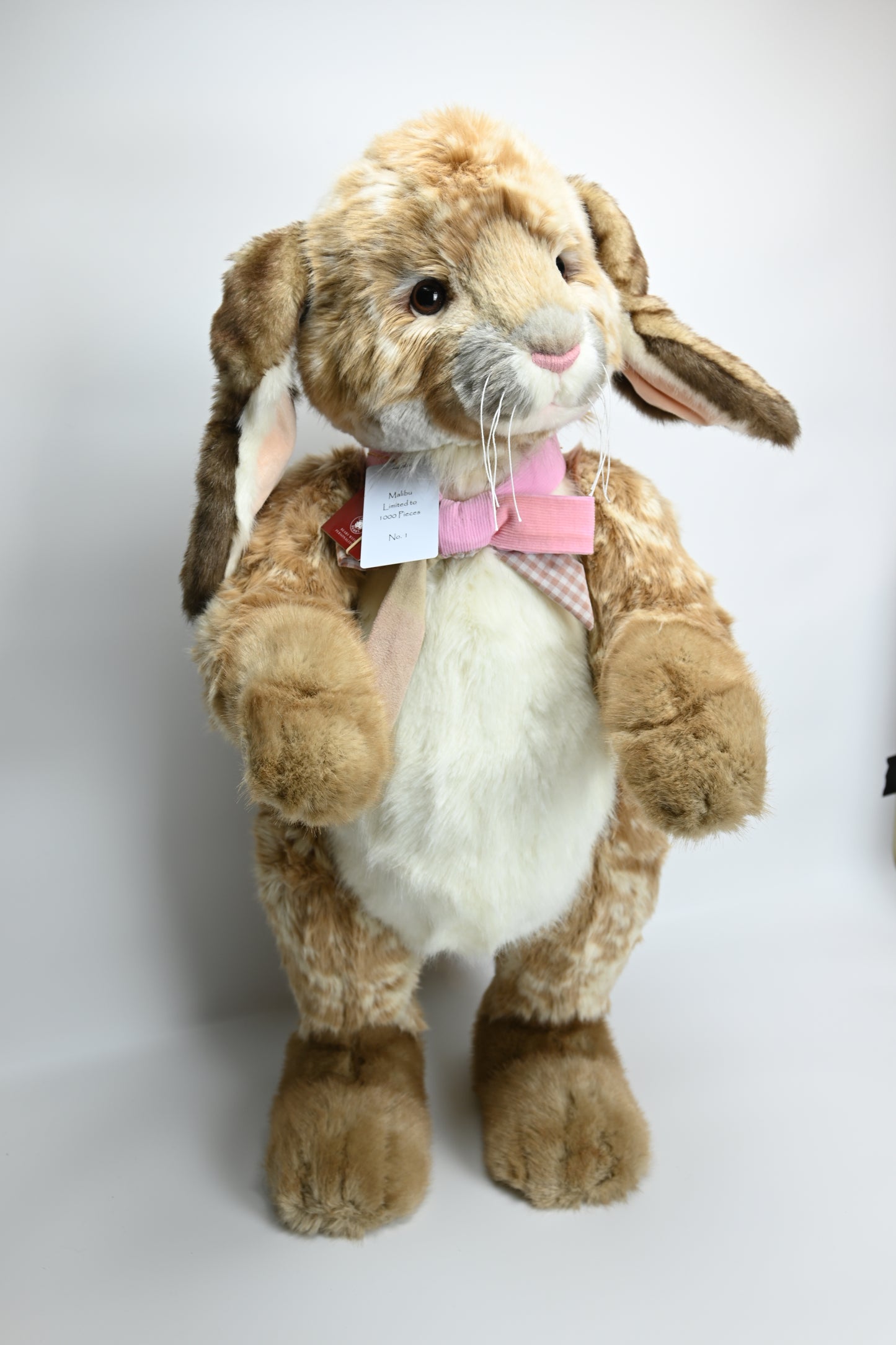 Charlie Bears Malibu Bunny - CB191882 Limited Edition No 1 of 1000