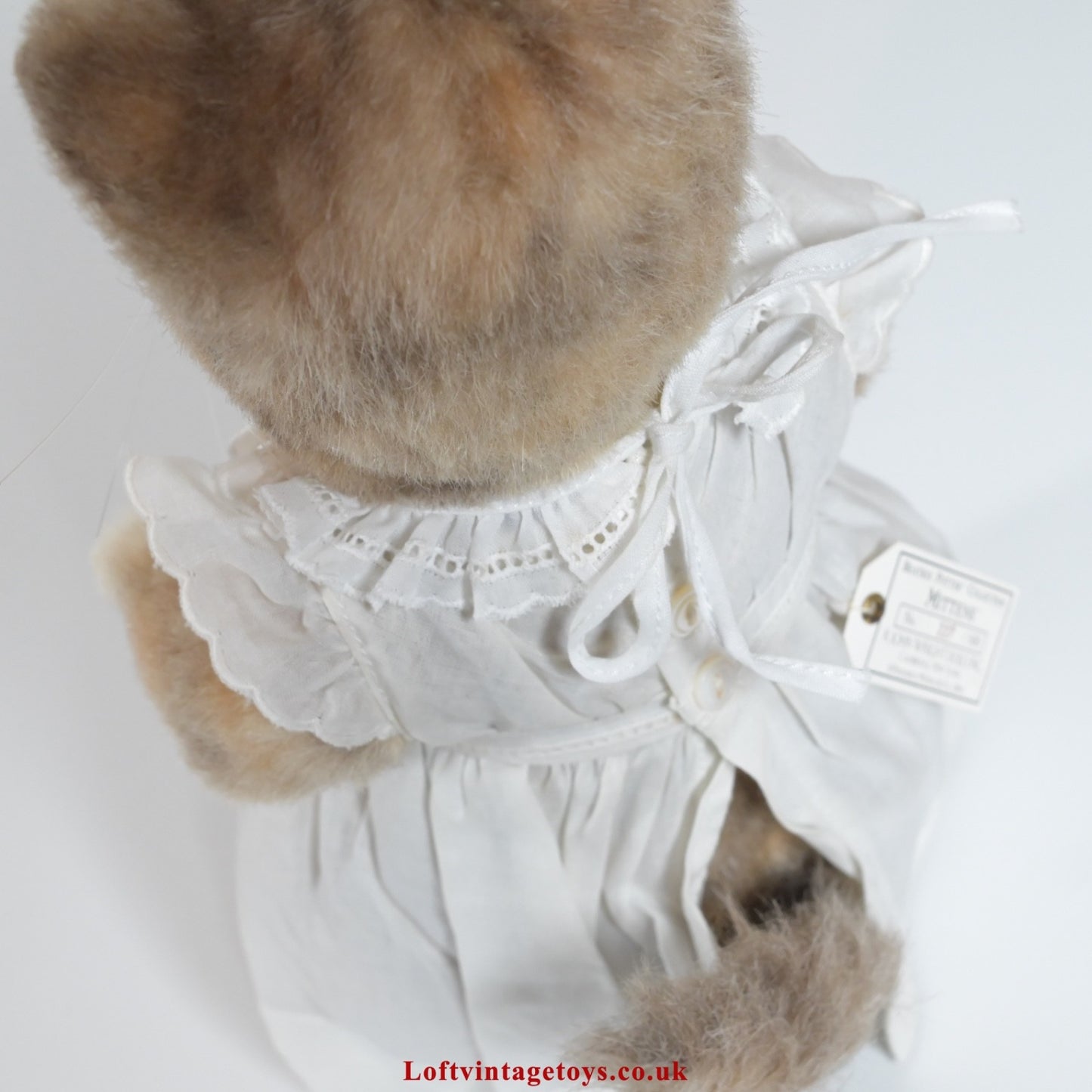 R John Wright Limited Edition Beatrix Potter Mittens Kitten 409/500