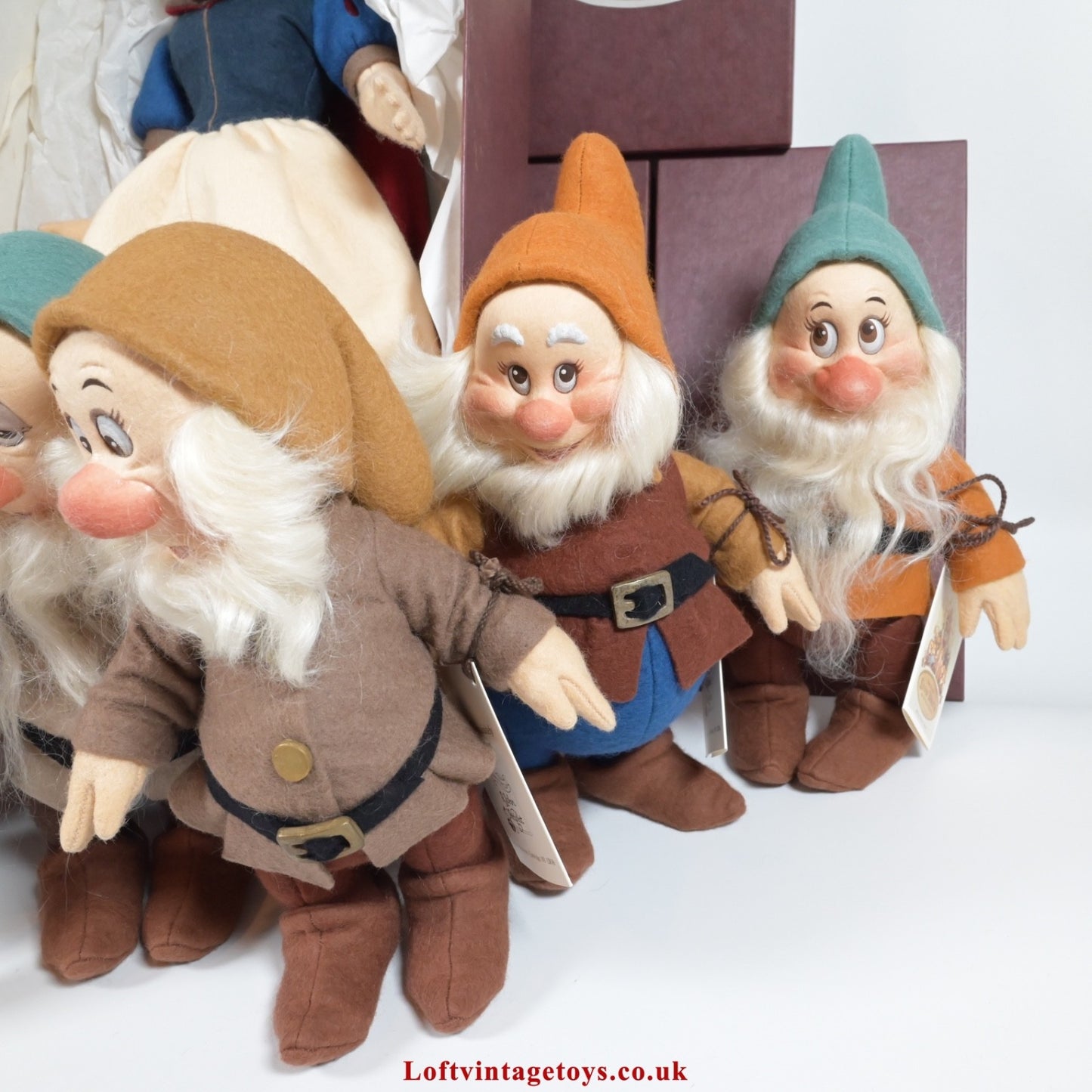 R. John Wright Snow White & The Seven Dwarf, Ltd Edition Set