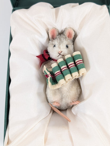 R. John Wright Christmas Mouse "Merry" - Ltd Ed of 350
