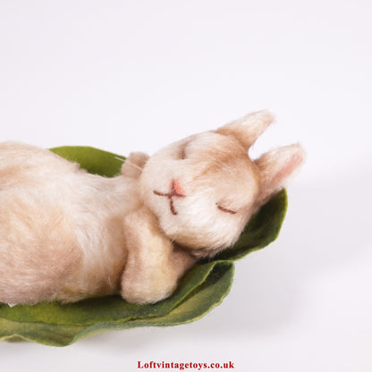 R. John Wright Flopsy Bunny, Ltd Ed of 350