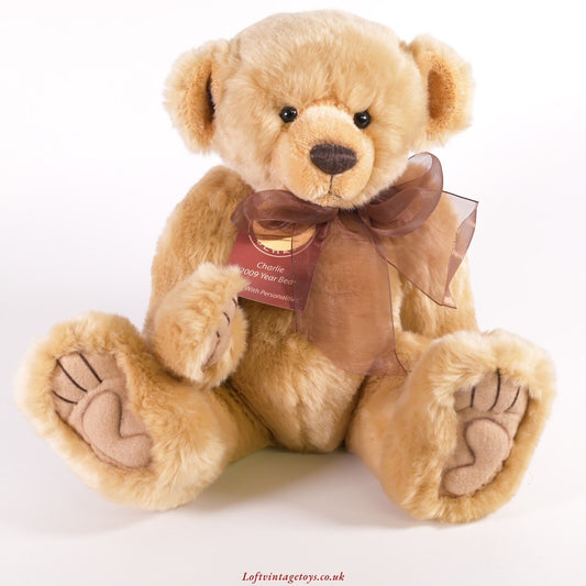 Charlie Bears 2009 Year Bear, Hug Number  1 - CB091111