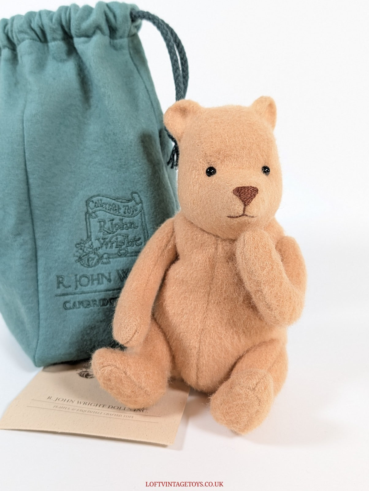 R. John Wright Winnie The Pooh - Silly Old Bear