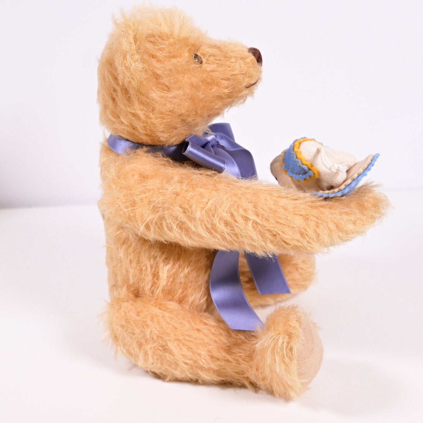 Steiff Teddy Bear With Little Felt Elephant - Limited Edition 1880 / 006166