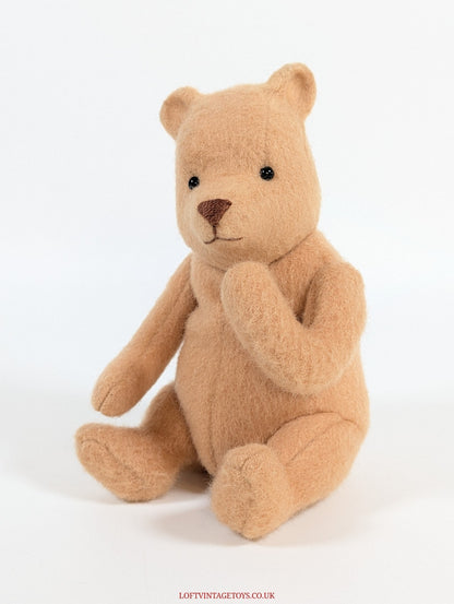 R. John Wright Winnie The Pooh - Silly Old Bear