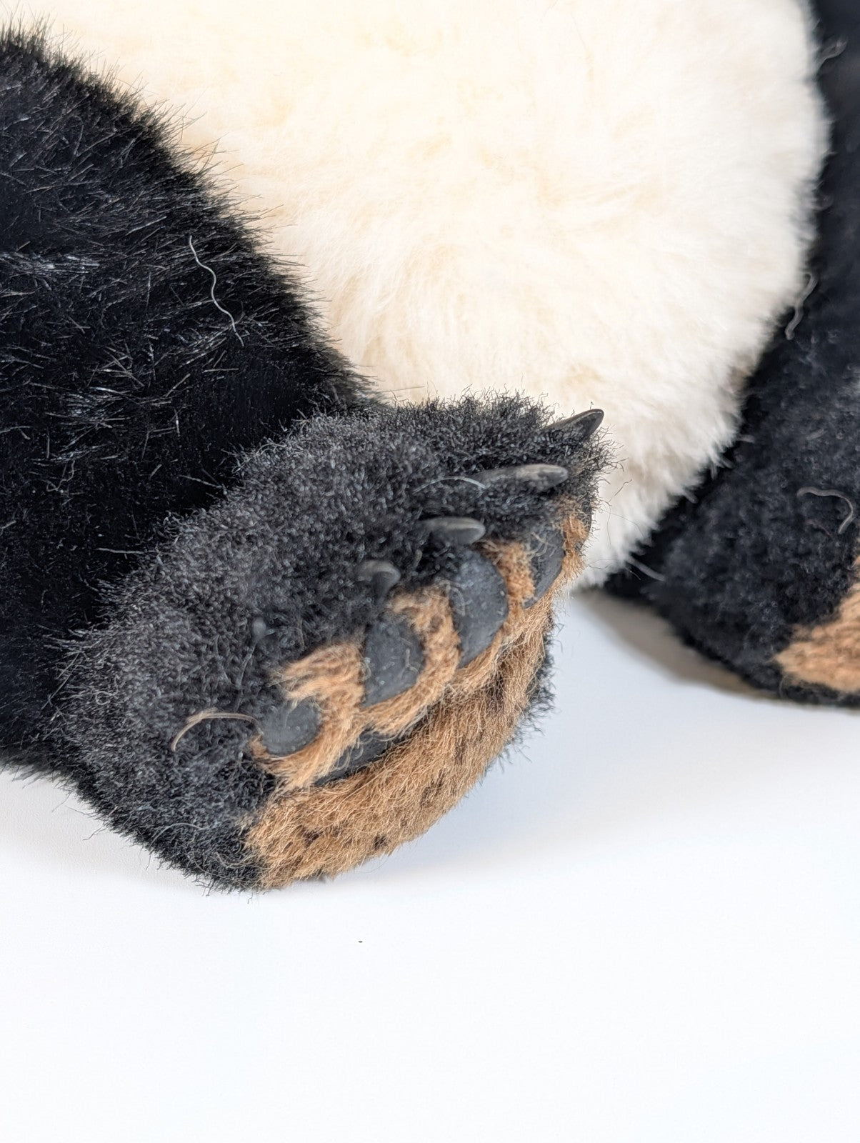 Karin De Lorenzo Artist Bear "Pandalinchen", Ltd Edition