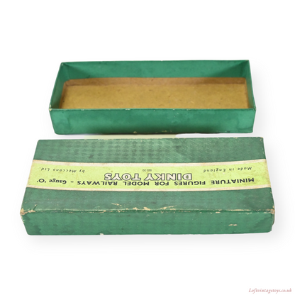 DINKY TOYS, MINIATURE FIGURES FOR MODEL RAILWAYS, GAUGE O, N DINKY TOYS, MINIATURE FIGURES FOR MODEL RAILWAYS, GAUGE O, N