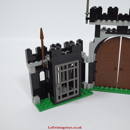6059 LEGO Black Knights Knight's Stronghold - Near Complete