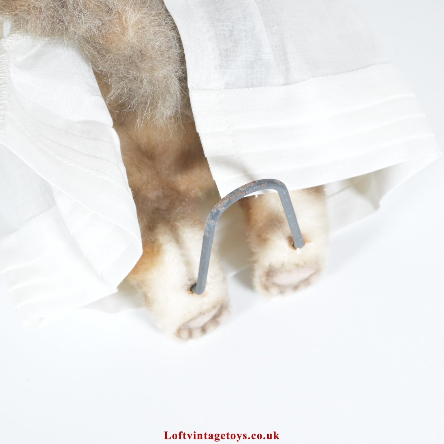 R John Wright Limited Edition Beatrix Potter Mittens Kitten 409/500