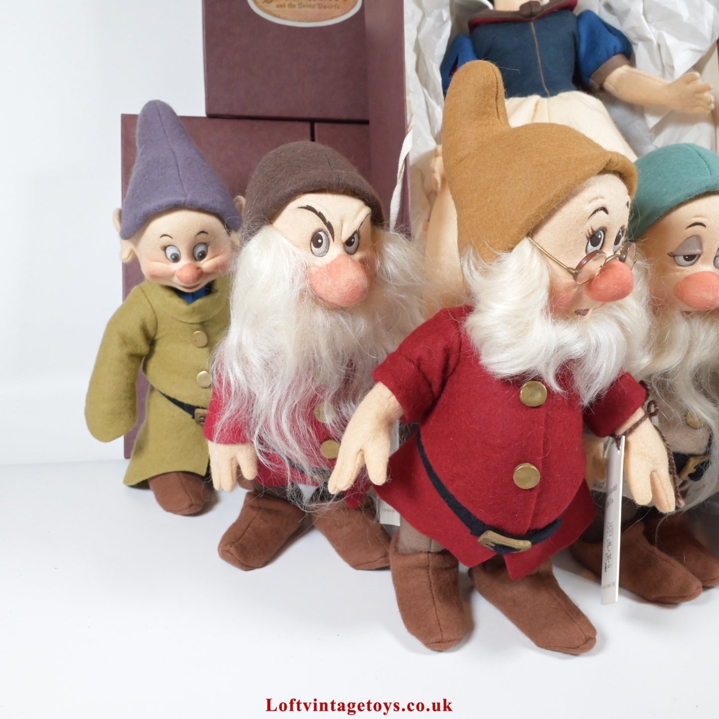 R. John Wright Snow White & The Seven Dwarf, Ltd Edition Set