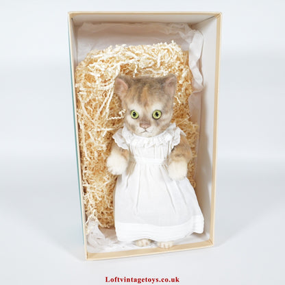 R John Wright Limited Edition Beatrix Potter Mittens Kitten 409/500